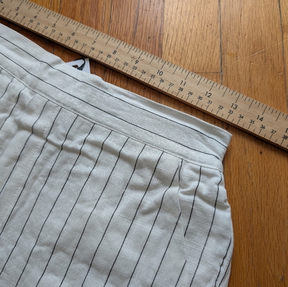 Nwt Steve Madden High Waist Pinstripe Shorts - Picture 7 of 12